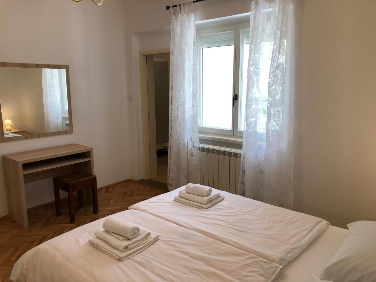 קמפור Apartments Mikelic מראה חיצוני תמונה