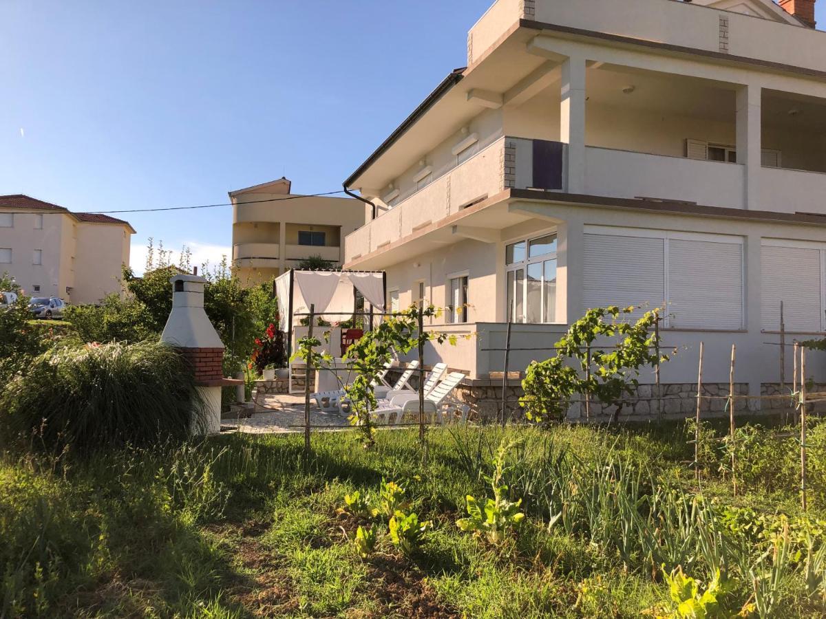 קמפור Apartments Mikelic מראה חיצוני תמונה