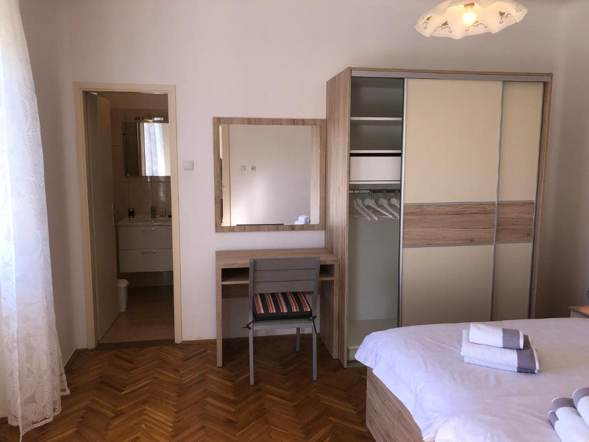 קמפור Apartments Mikelic מראה חיצוני תמונה