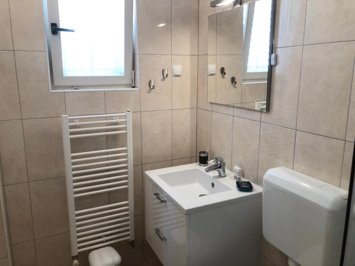 קמפור Apartments Mikelic מראה חיצוני תמונה