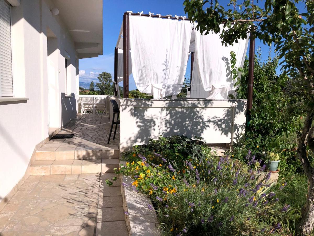 קמפור Apartments Mikelic מראה חיצוני תמונה